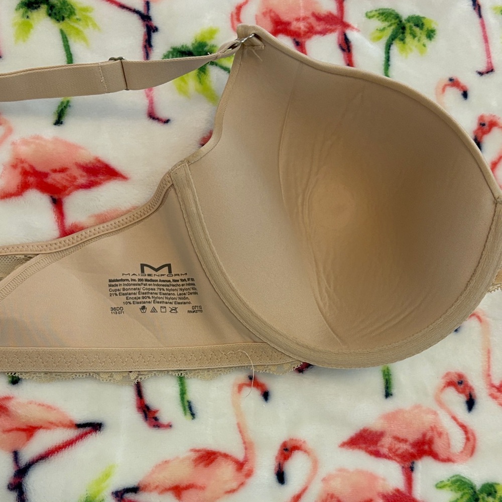 Vanity Fair Beige and Cream Bras Set 4 like new bras - Picture 3 of 7